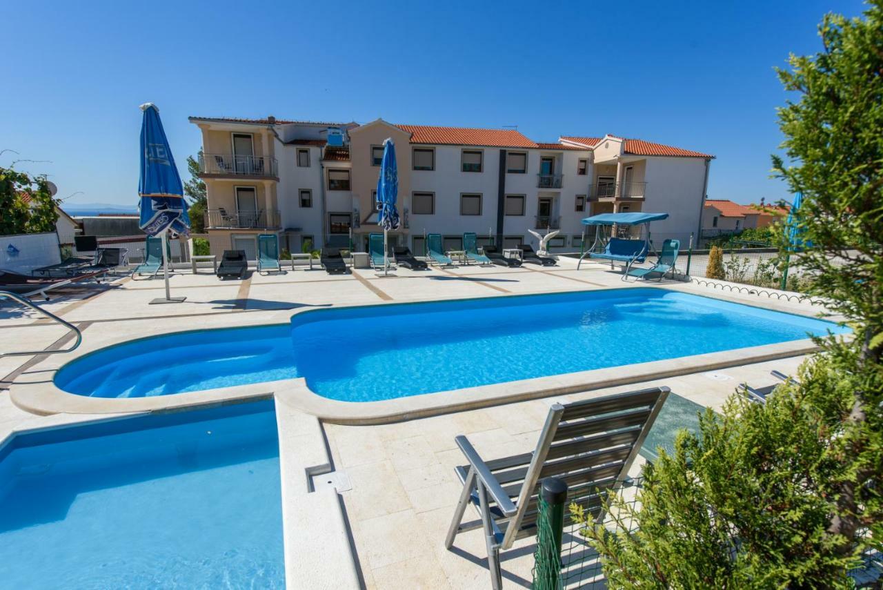 Apartments San Jozef Trogir Extérieur photo